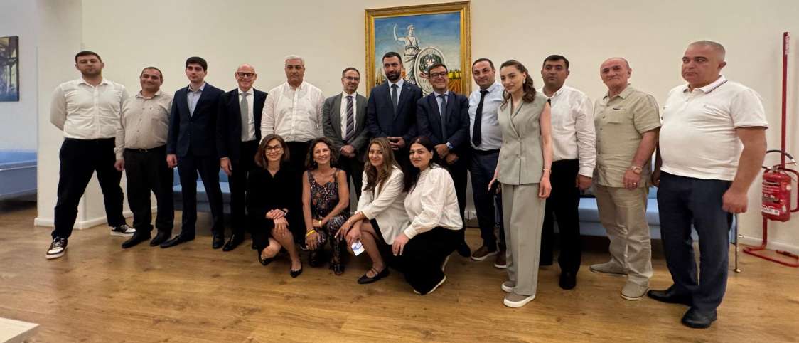 foto gruppo italo armeno